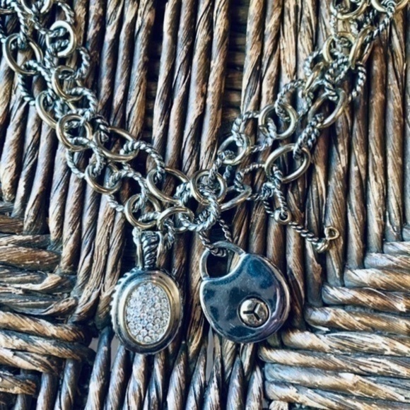 ✨✨ Silver Rope and Gold Mixed Chain Pave Rhinestone Cushion Pendant Necklace ✨ - Picture 5 of 11